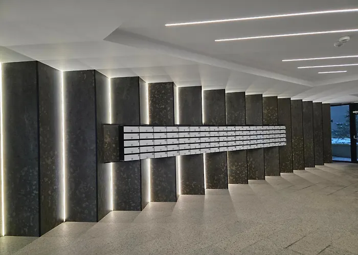 Lotus - Panoramic Terrace & View Бухарест