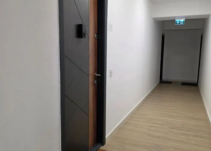 Lotus - Panoramic Terrace & View * Бухарест